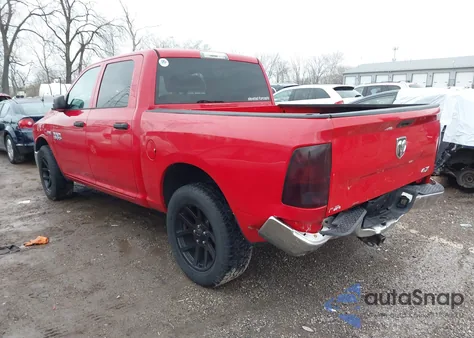 2016 Ram 1500 St z USA, uszkodzony, nr VIN 3C6RR7KT0GG338427